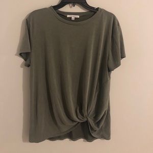 Short sleev green blouse